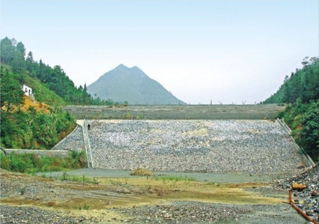 General contracting for a Chashan Jinzhuao tailing pond project in Nandan county, Guangxi region.